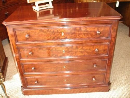 small 19th century mahogany chest of drawers